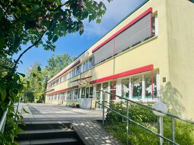 Außenansicht der Kita Märchenland